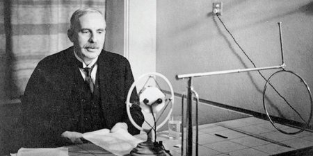 Ernest Rutherford: Geçmişten Geleceğe Fiziksel Dönüşüm